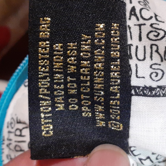 Laurel Burch artistic cat design crossbody bag - Picture 5 of 8